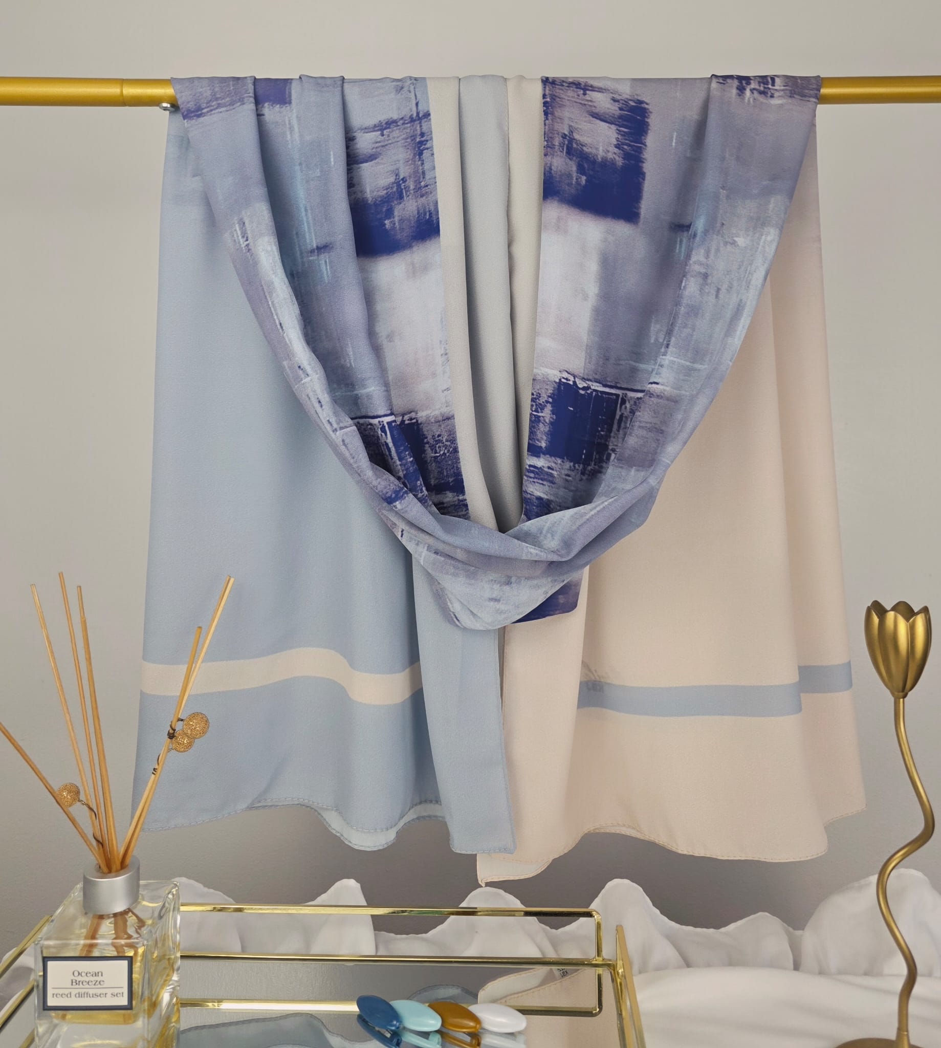 Abstract Print Crepe Shawl